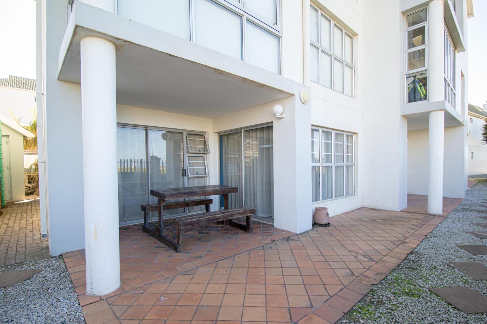 Modern Seaview Apartment Port Elizabeth